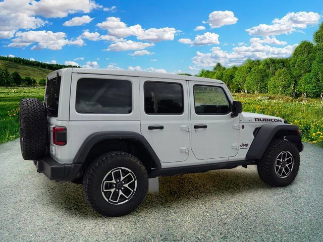 Used 2024 Jeep Wrangler Unlimited Rubicon AWD/4WD image 6