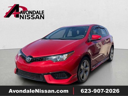 Used 2018 Toyota Corolla iM w/ Carpet Mat Package (TMS) FWD image 1