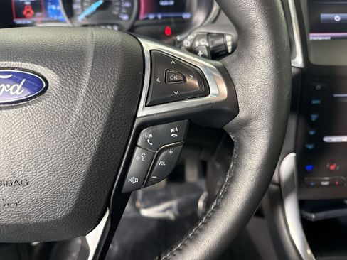 Used 2015 Ford Edge Titanium w/ Equipment Group 301A image 13