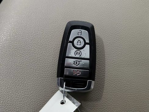 Used 2024 Ford Expedition Limited RWD image 28