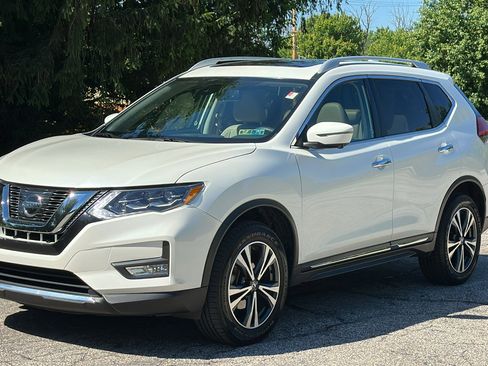 Certified 2017 Nissan Rogue SL w/ SL Premium Package AWD/4WD image 2