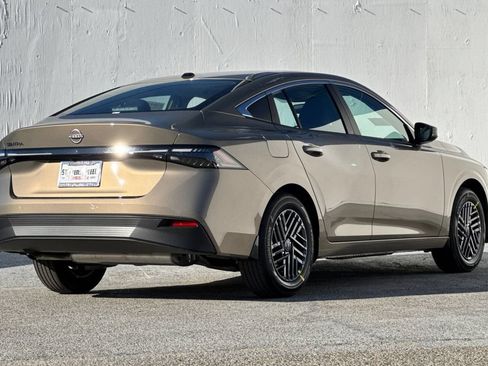 New 2026 Nissan Sentra SV w/ SV Convenience Package FWD image 4