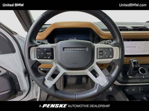 Used 2024 Land Rover Defender 110 X-Dynamic SE AWD/4WD image 6