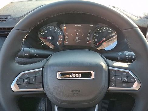 New 2026 Jeep Compass Limited image 17