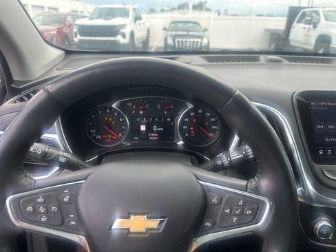 Used 2022 Chevrolet Equinox LT AWD/4WD image 13