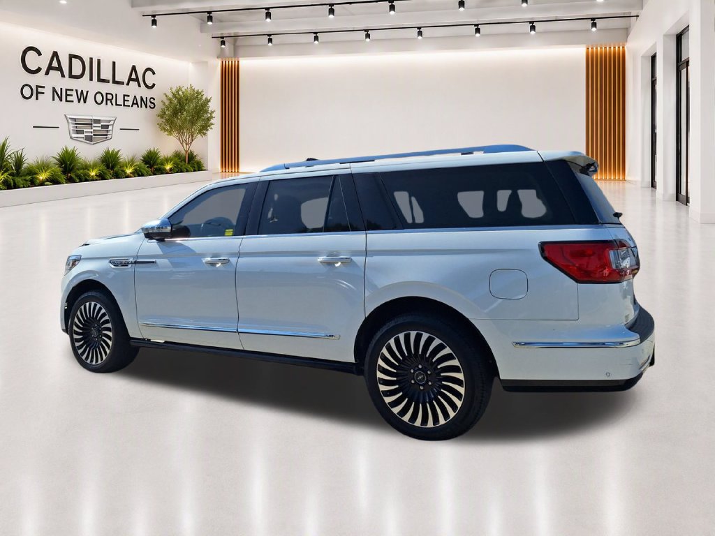 Used 2021 Lincoln Navigator L Black Label w/ Cargo Convenience Package AWD/4WD image 5