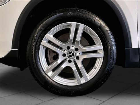 Used 2022 Mercedes-Benz GLA 250 4MATIC image 11
