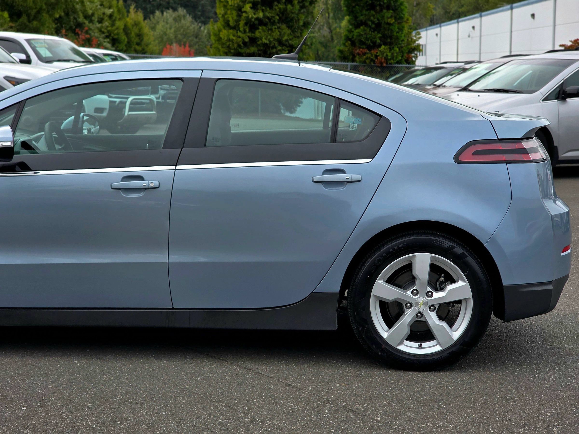 Used 2013 Chevrolet Volt FWD image 7