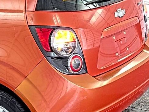 Used 2012 Chevrolet Sonic LS FWD image 10