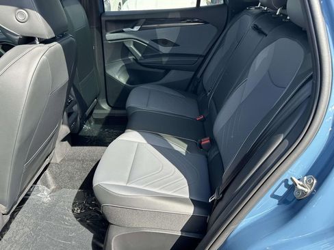 New 2026 Volkswagen Tiguan SE R-Line AWD/4WD image 9