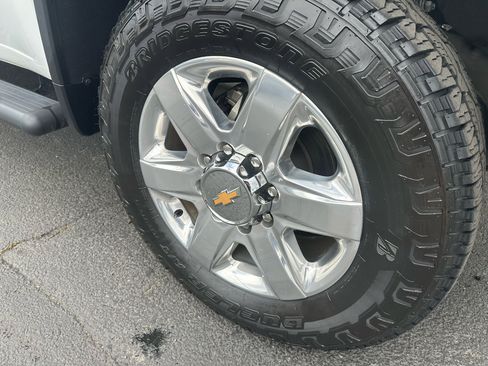 Used 2021 Chevrolet Silverado 2500 LTZ image 10