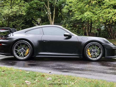 Used 2026 Porsche 911 GT3 RWD image 9
