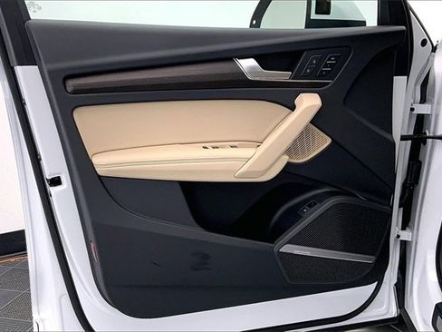 Certified 2023 Audi Q5 2.0T Premium Plus image 23