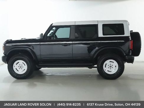 Used 2025 Ford Bronco Heritage Edition AWD/4WD image 4