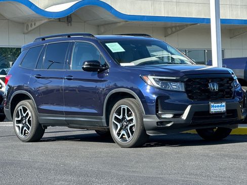 Used 2023 Honda Passport Elite image 6