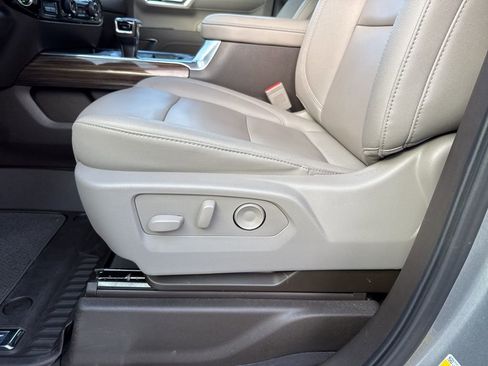 Used 2025 Chevrolet Silverado 1500 LT Trail Boss w/ LT Trail Boss Premium Package image 19