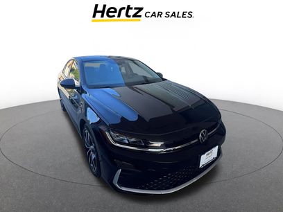 Used 2025 Volkswagen Jetta SE