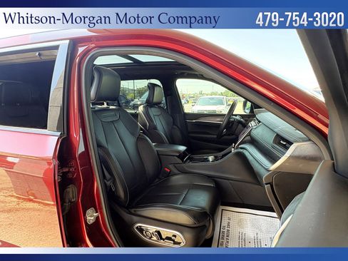 Used 2022 Jeep Grand Cherokee L Overland w/ Luxury Tech Group IV AWD/4WD image 48