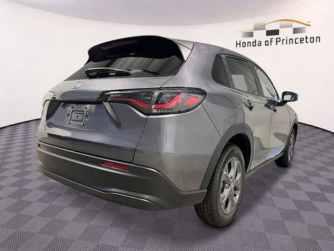New 2027 Honda HR-V LX image 3