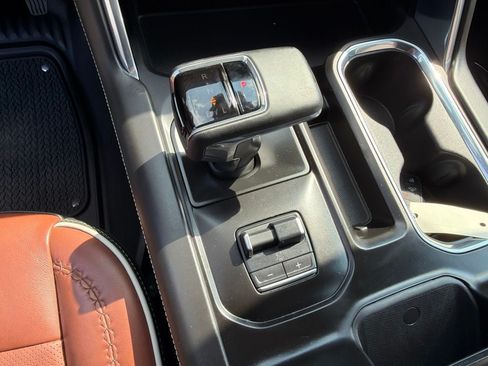 Used 2025 GMC Sierra 1500 Denali Ultimate AWD/4WD image 24