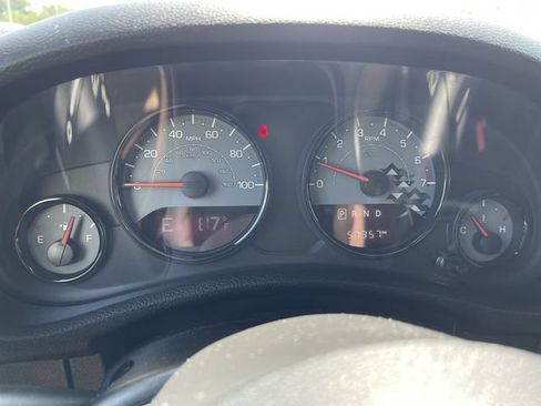 Used 2017 Jeep Wrangler Unlimited Sahara AWD/4WD image 18