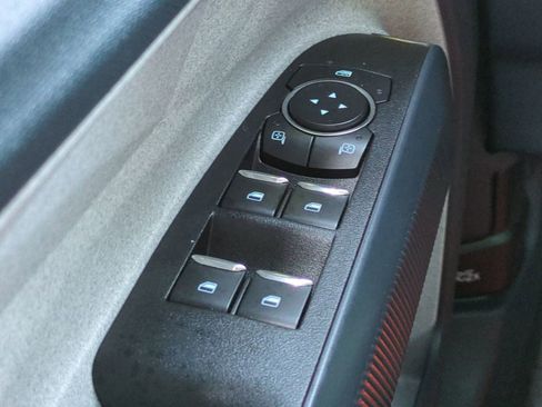 Used 2022 Ford Maverick XLT image 21