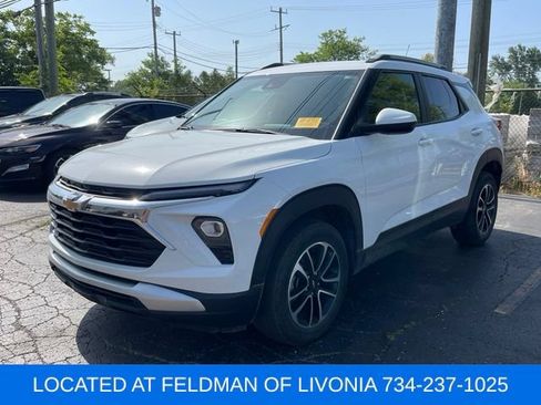 Certified 2024 Chevrolet TrailBlazer LT w/ Convenience Package AWD/4WD image 1