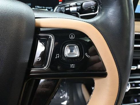 Used 2022 Lincoln Corsair Reserve w/ Equipment Group 201A image 31