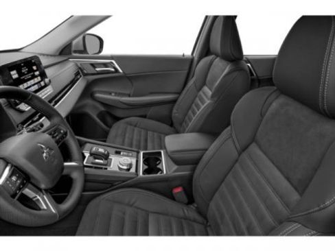 Used 2024 Mitsubishi Outlander SE image 9