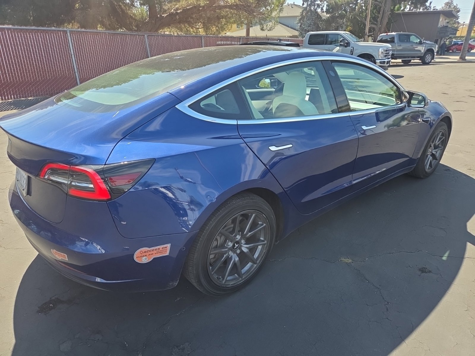 Used 2019 Tesla Model 3 Standard Range Plus RWD image 5
