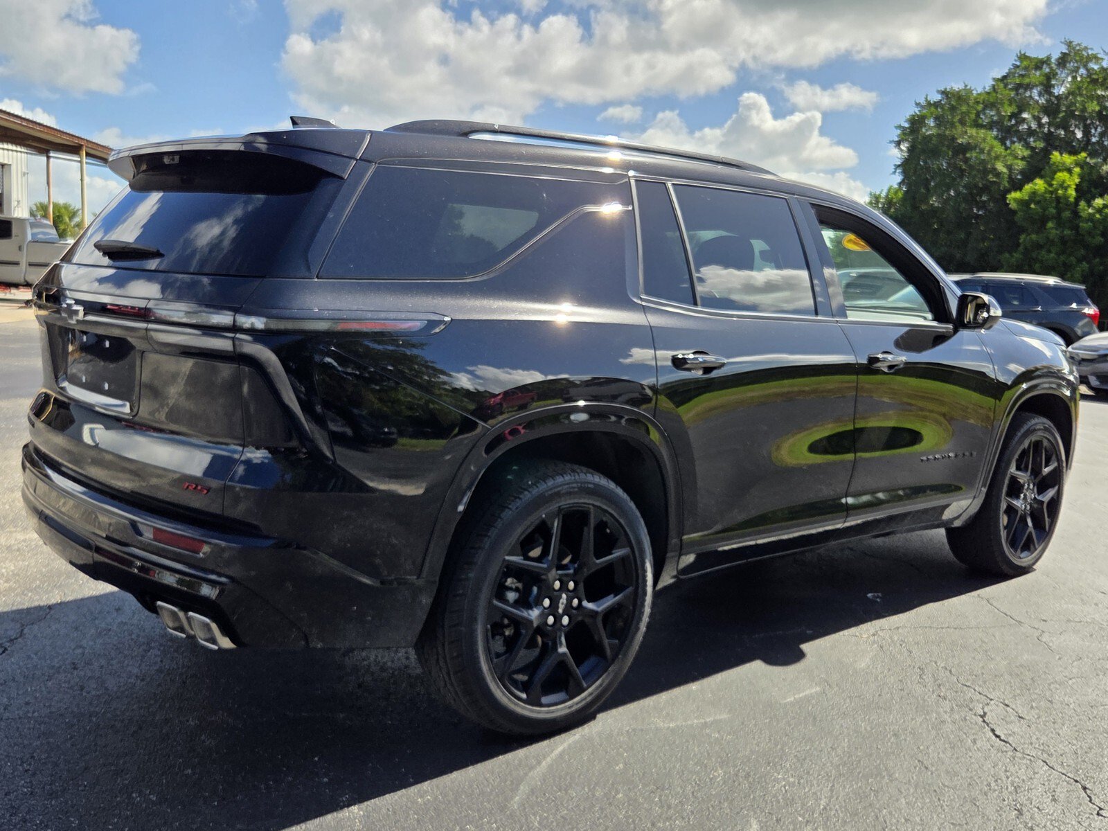 Used 2026 Chevrolet Traverse RS FWD image 5