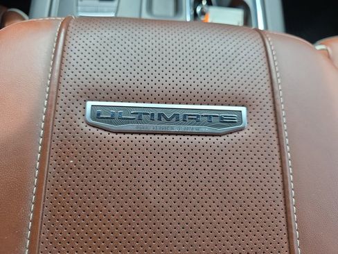 Used 2025 GMC Sierra 2500 Denali Ultimate image 30