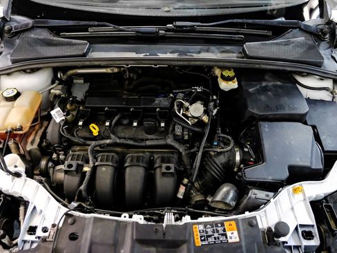 Used 2017 Ford Focus SE image 47