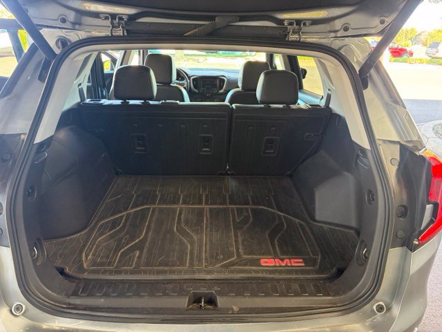 Used 2024 GMC Terrain SLT w/ Tech Package AWD/4WD image 11