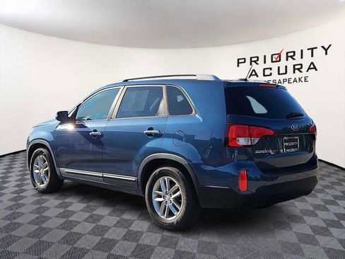 Used 2014 Kia Sorento LX FWD image 6