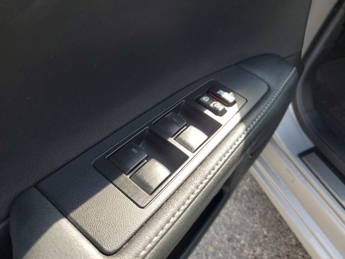 Used 2013 Lexus ES 350 image 23