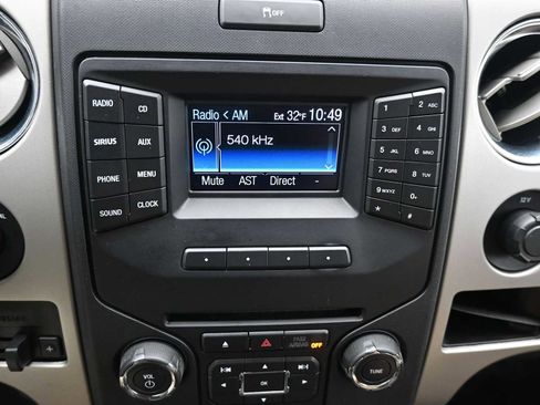 Used 2014 Ford F150 XLT w/ Equipment Group 302A Luxury image 20