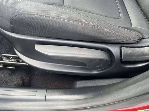Certified 2024 Hyundai Tucson SE FWD image 11
