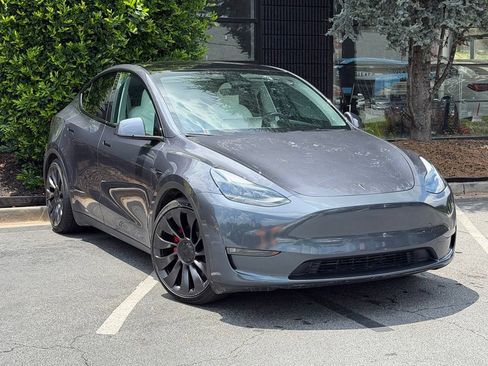 Used 2023 Tesla Model Y Long Range AWD/4WD image 7