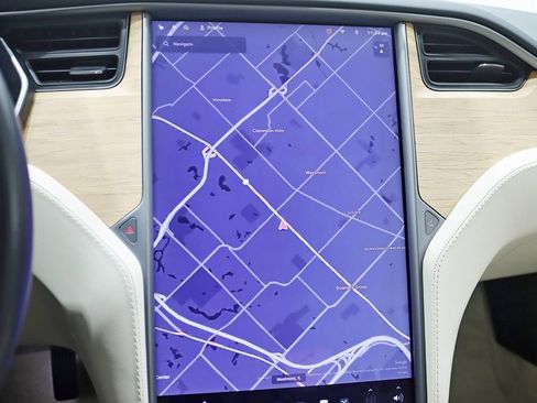 Used 2019 Tesla Model S AWD image 16