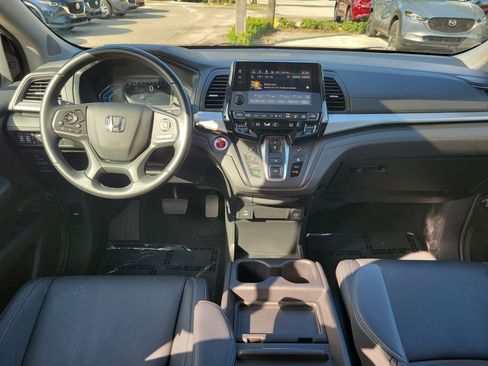 Used 2024 Honda Odyssey EX-L image 9
