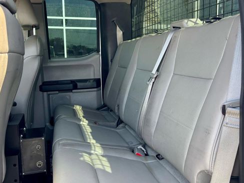 Used 2018 Ford F250 XL w/ Power Equipment Group image 15