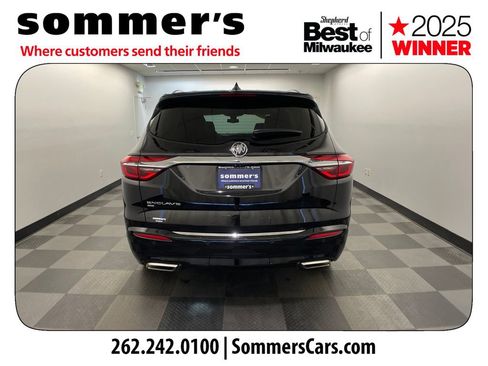Used 2020 Buick Enclave Avenir w/ Avenir Technology Package AWD/4WD image 4