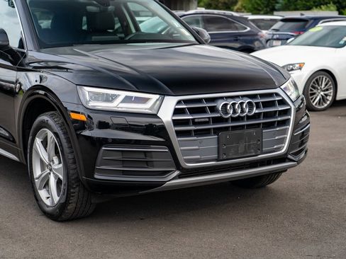 Used 2020 Audi Q5 Premium Plus image 7