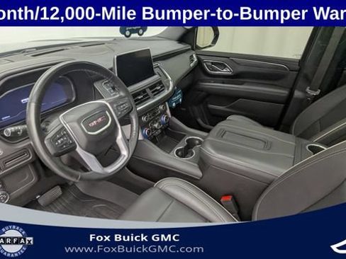 Certified 2023 GMC Yukon XL SLT w/ SLT Premium Package AWD/4WD image 11