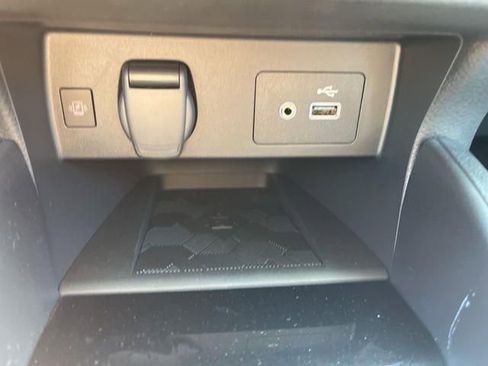 New 2025 Nissan Versa SV w/ Trunk Package image 25