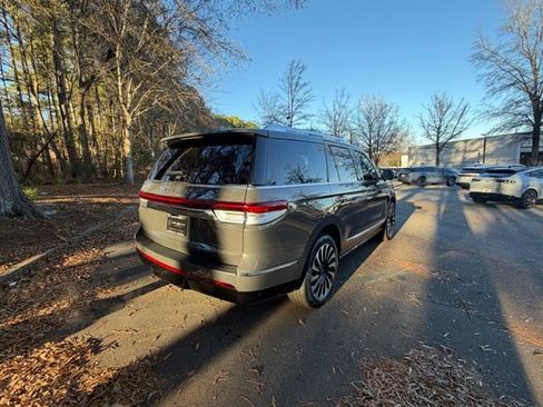 Certified 2023 Lincoln Navigator Black Label image 18