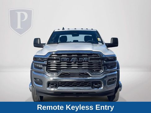 New 2026 RAM 4500 Tradesman w/ Chrome Appearance Group AWD/4WD image 3