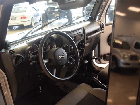 Used 2010 Jeep Wrangler Sport AWD/4WD image 39