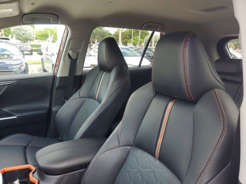 Used 2023 Toyota RAV4 Adventure image 18